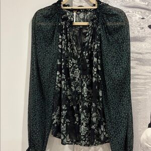 Free People mixed print chiffon LS Blouse w/ gathered neck & cuff, gorgeous!